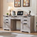 Why We Love the RedLemon 60″ Farmhouse Executive Desk